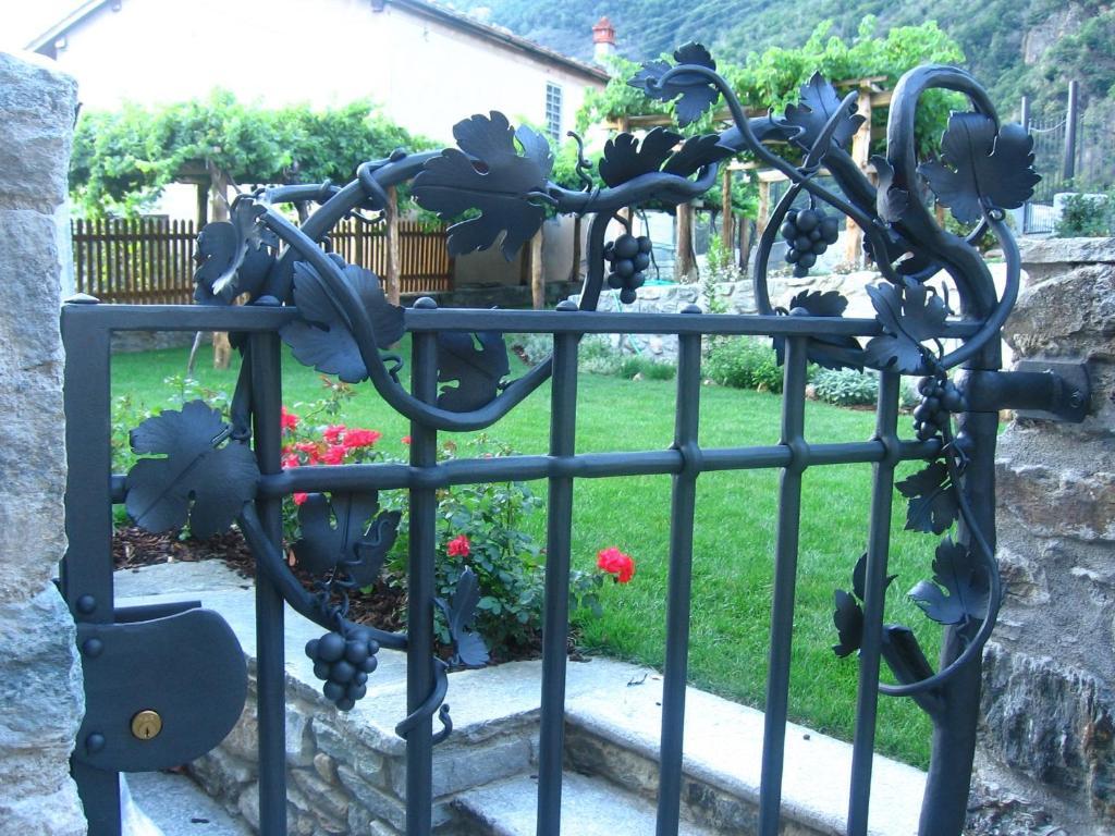 Donnaz La Maison Des Vignerons Chambres D'Hotes B&B חדר תמונה
